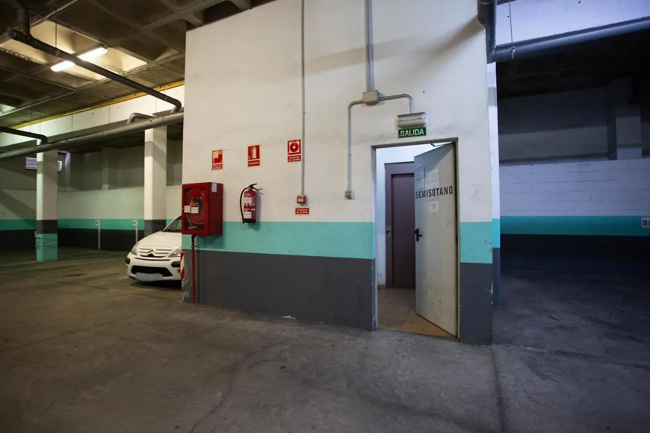 Puerta San Felix Free Parking By Cadiz4Rentals 0*, Kadyks Hiszpania